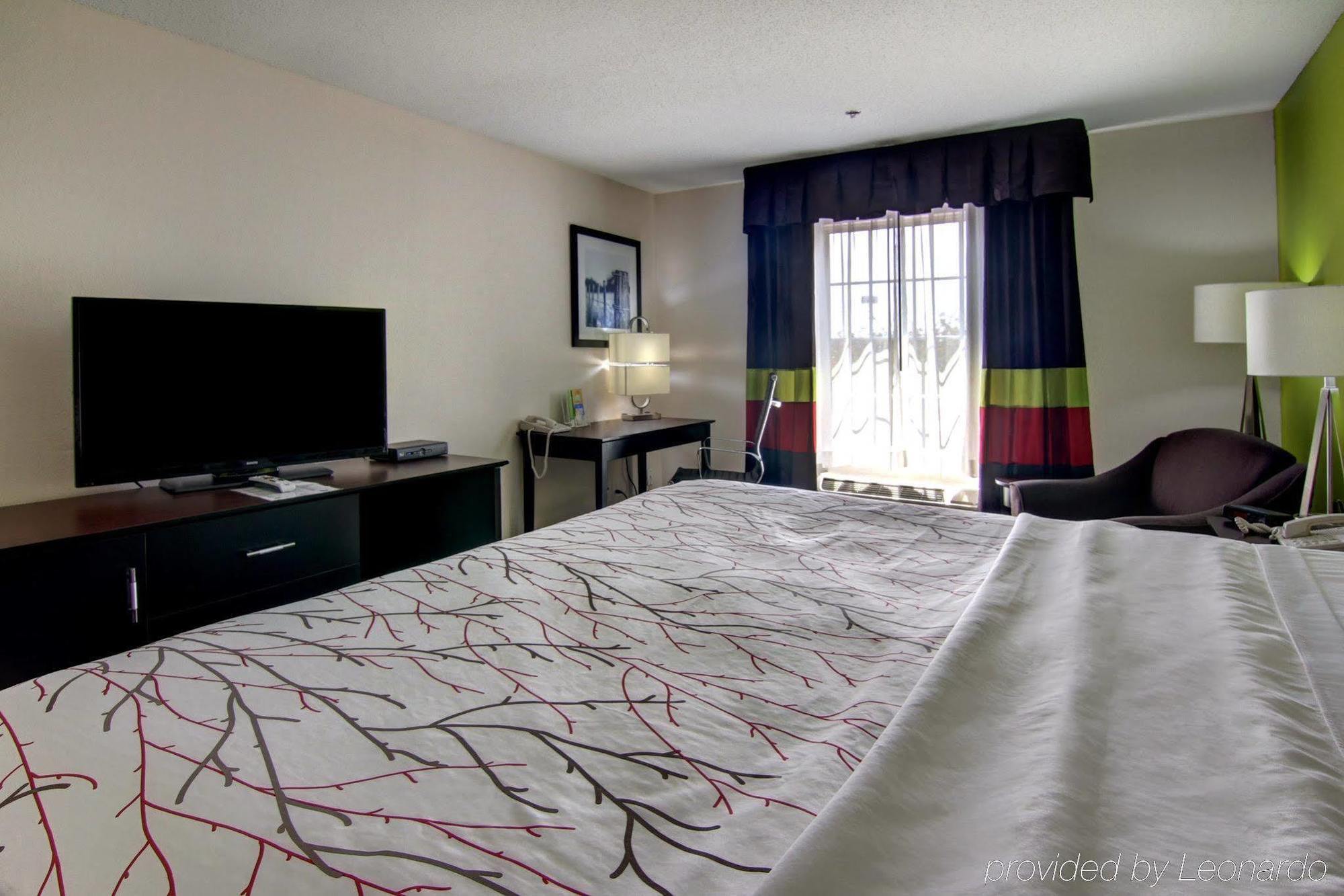 La Quinta Inn By Wyndham Calhoun South I-75 Экстерьер фото