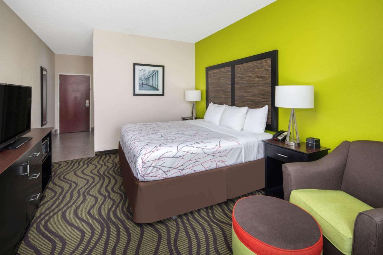 La Quinta Inn By Wyndham Calhoun South I-75 Экстерьер фото