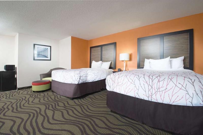 La Quinta Inn By Wyndham Calhoun South I-75 Экстерьер фото
